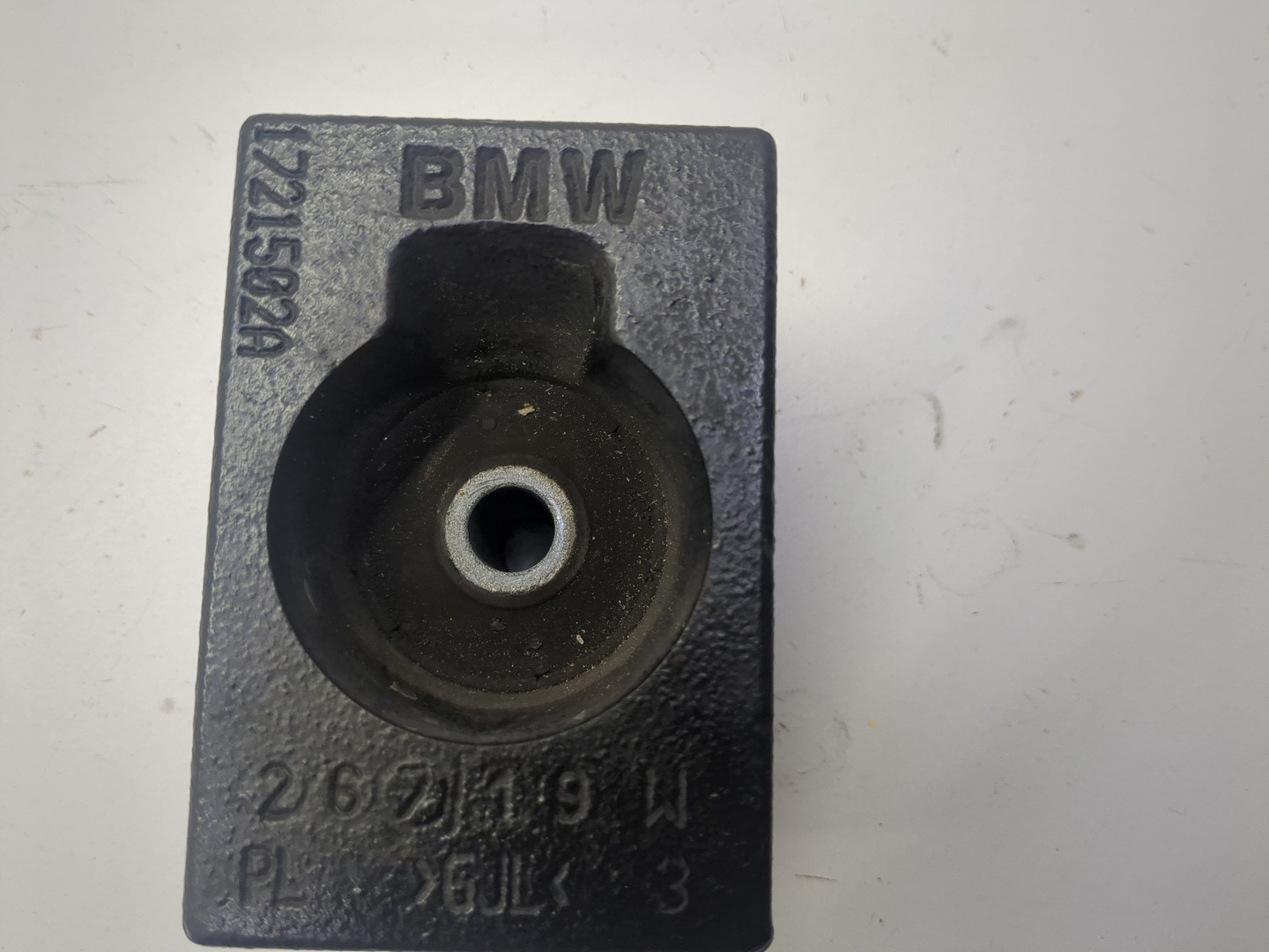 Кронштейн передней балки