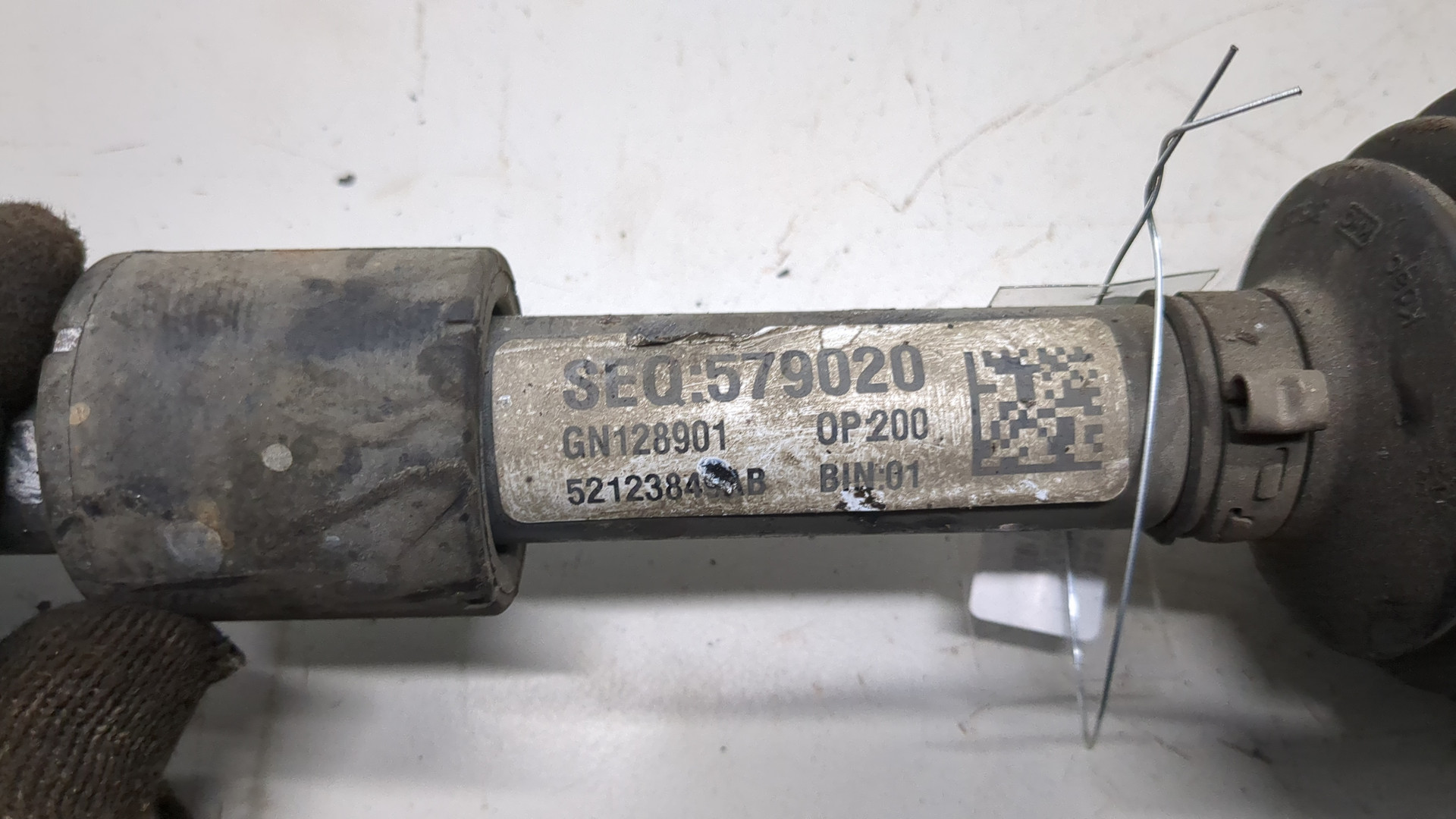 Полуось передняя левая