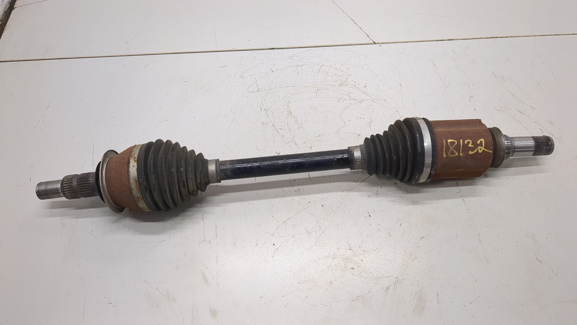 Полуось передняя левая