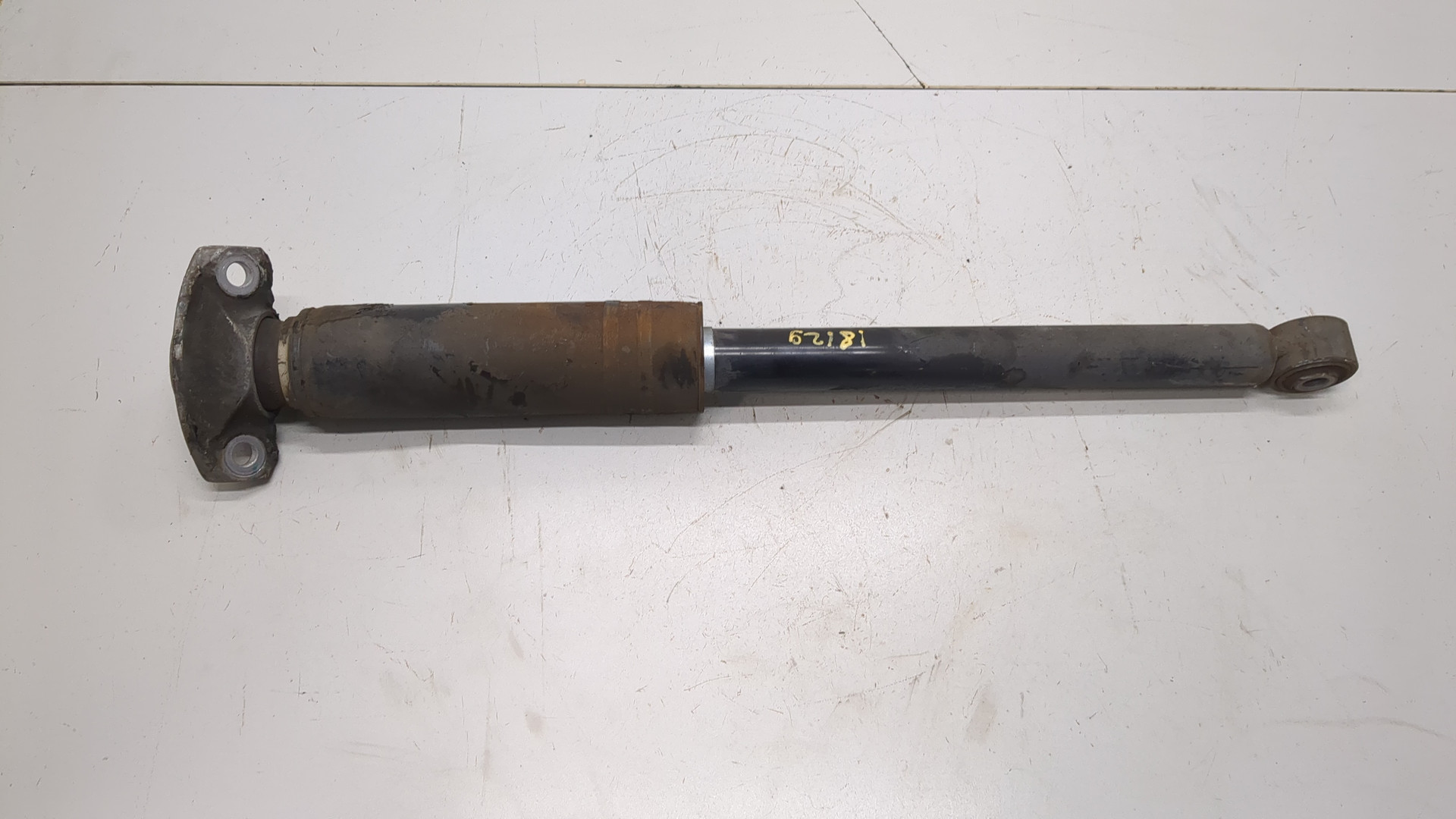 Амортизатор задний (стойка)