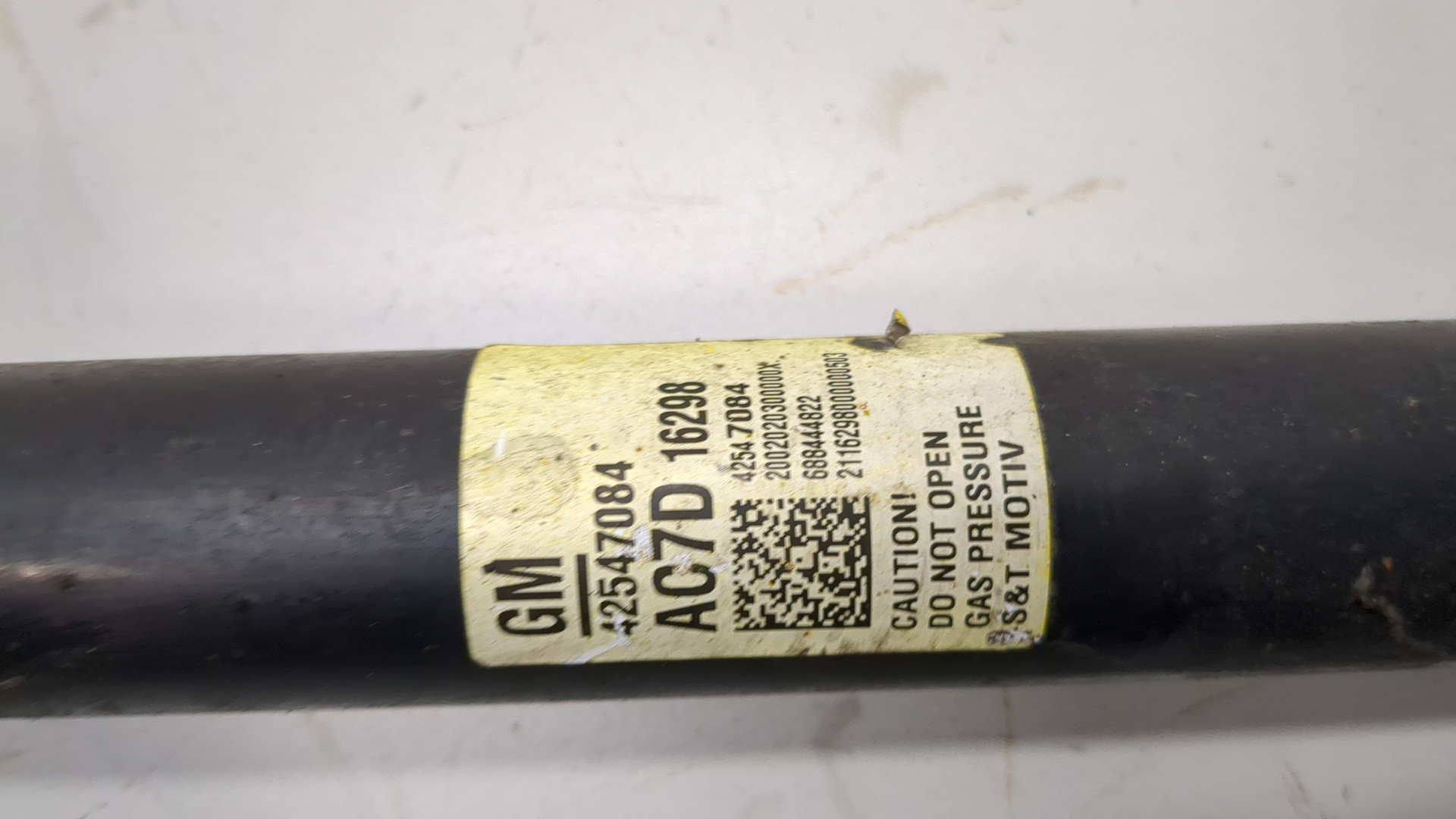 Амортизатор задний (стойка)