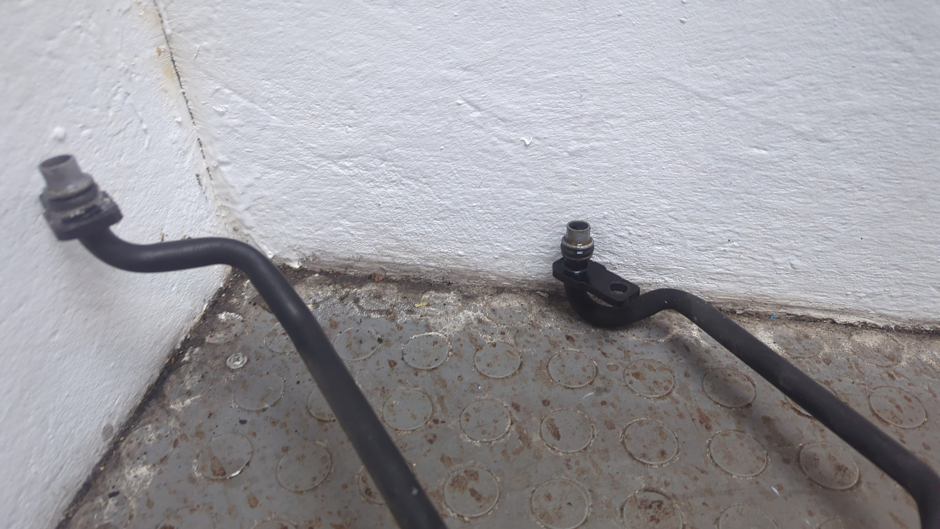 Трубка масляная