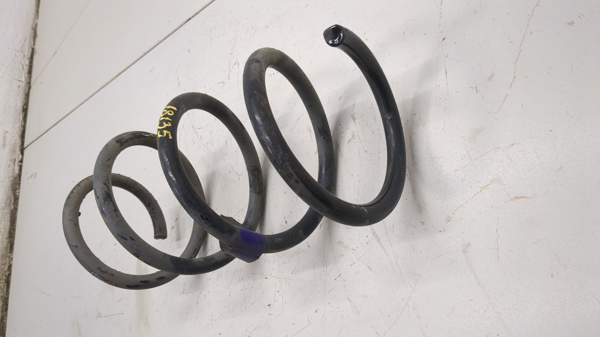 Пружина передняя правая