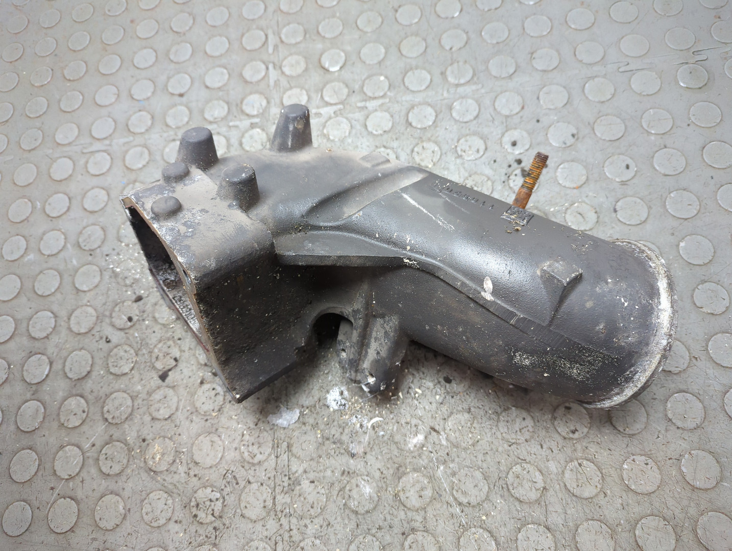 Патрубок интеркулера