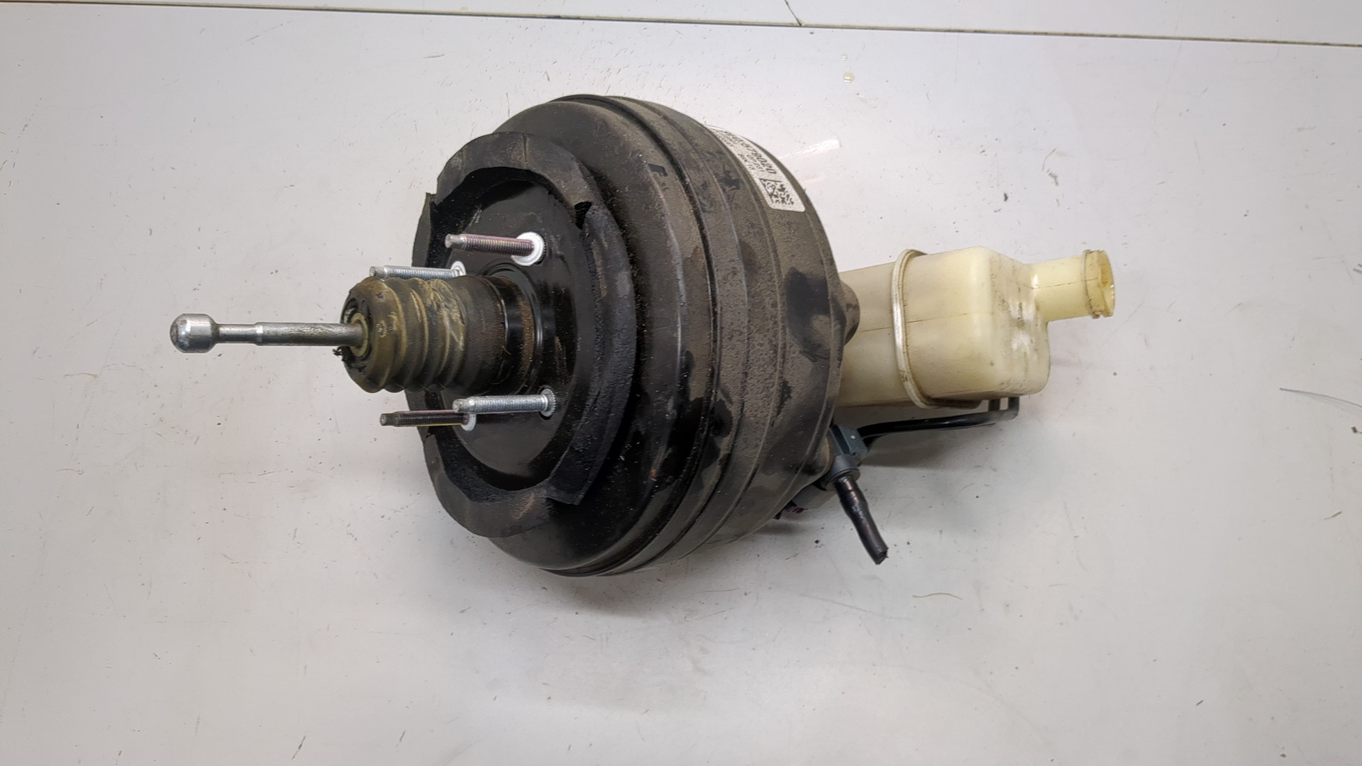 Цилиндр тормозной главный