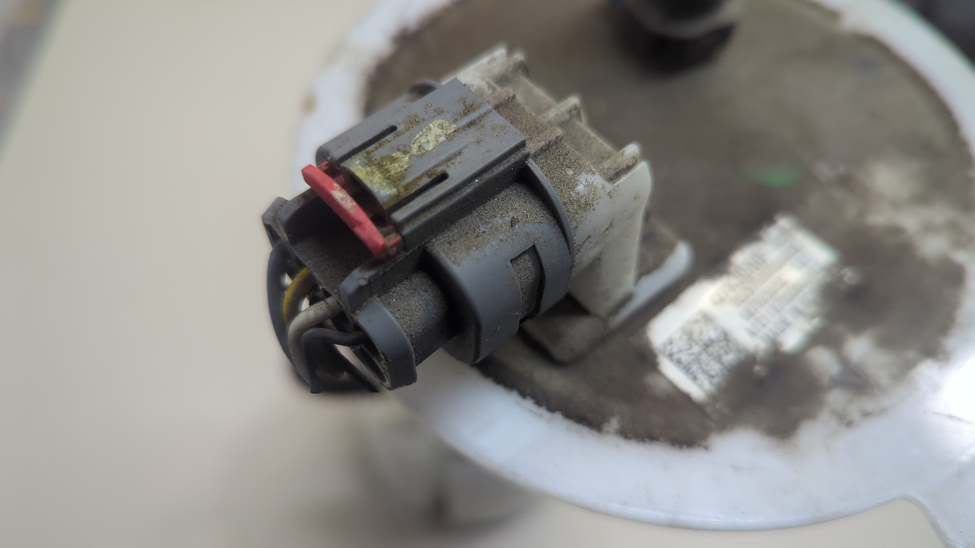 Насос топливный электрический