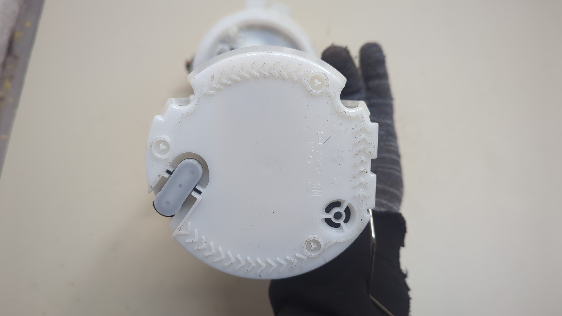 Насос топливный электрический