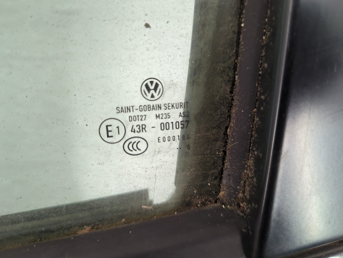 Дверь передняя левая