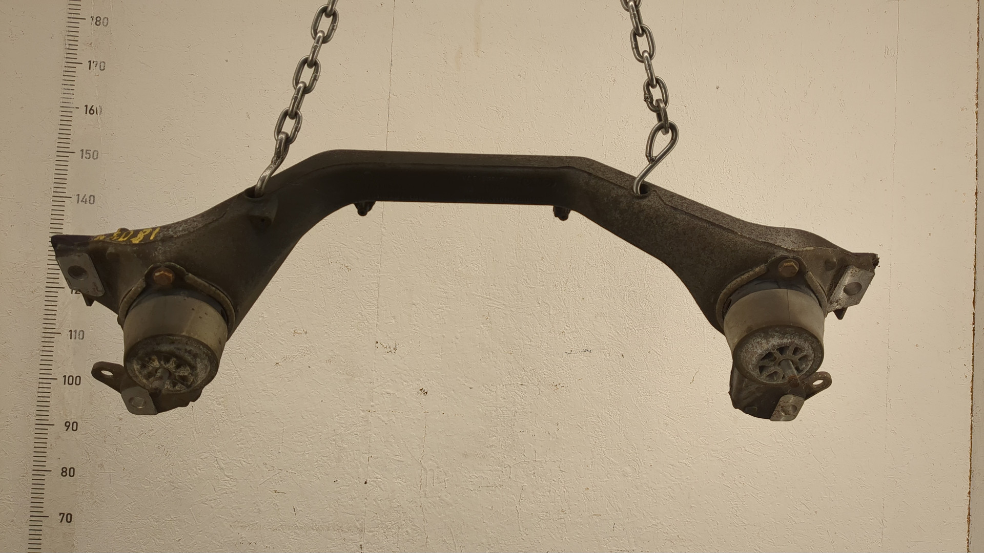 Балка подмоторная