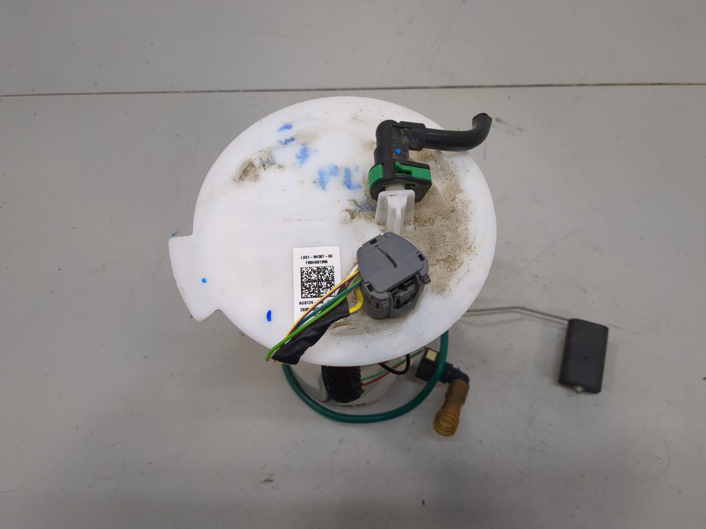 Насос топливный электрический