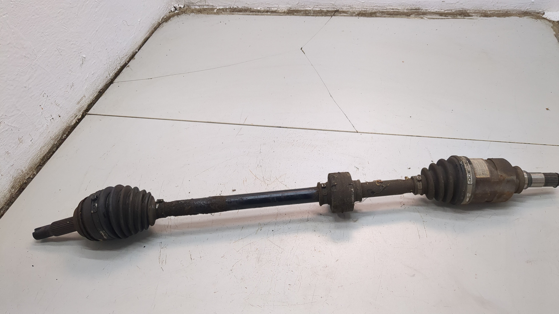 Полуось передняя правая