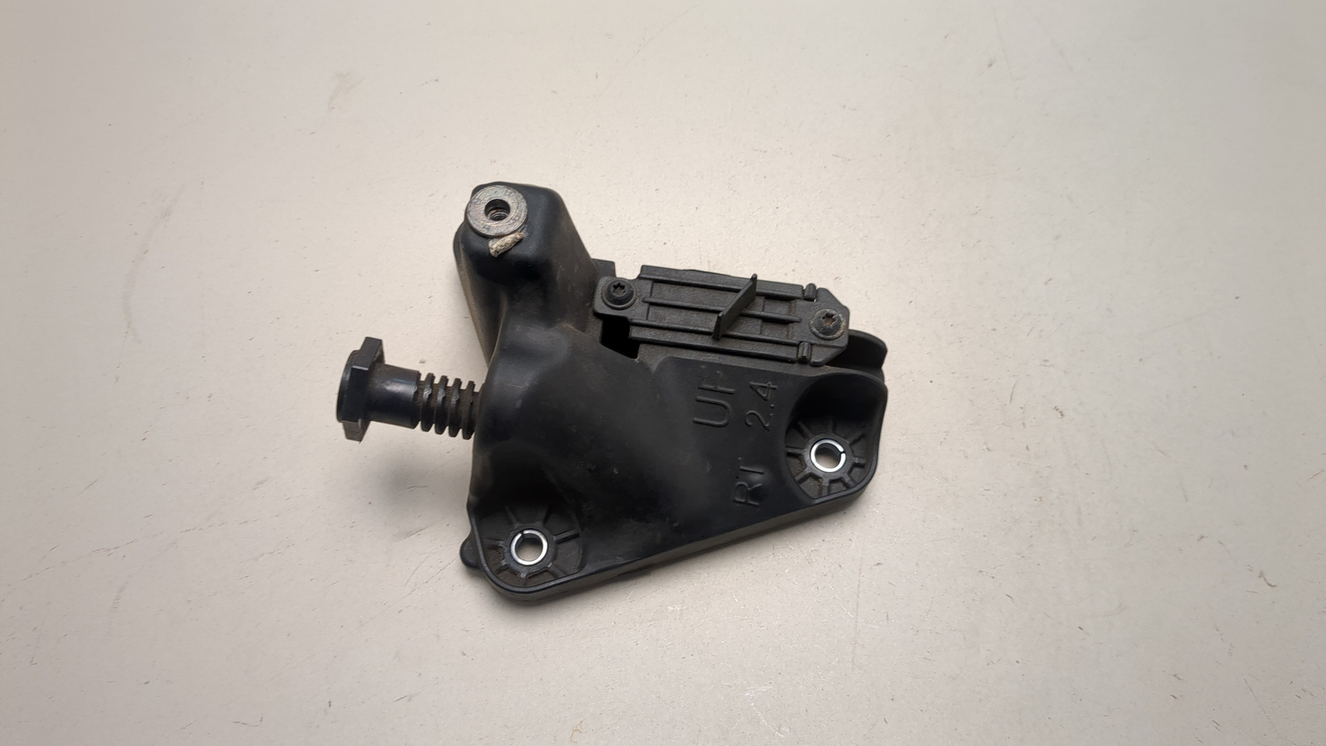 Кронштейн радиатора