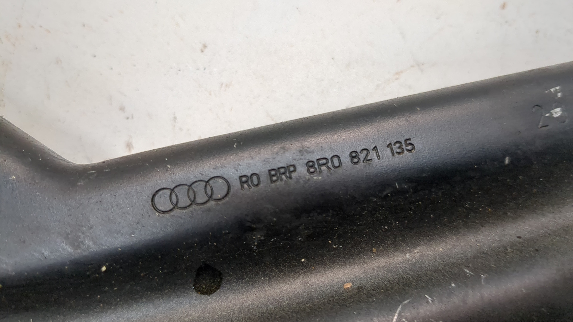 Кронштейн крепления крыла