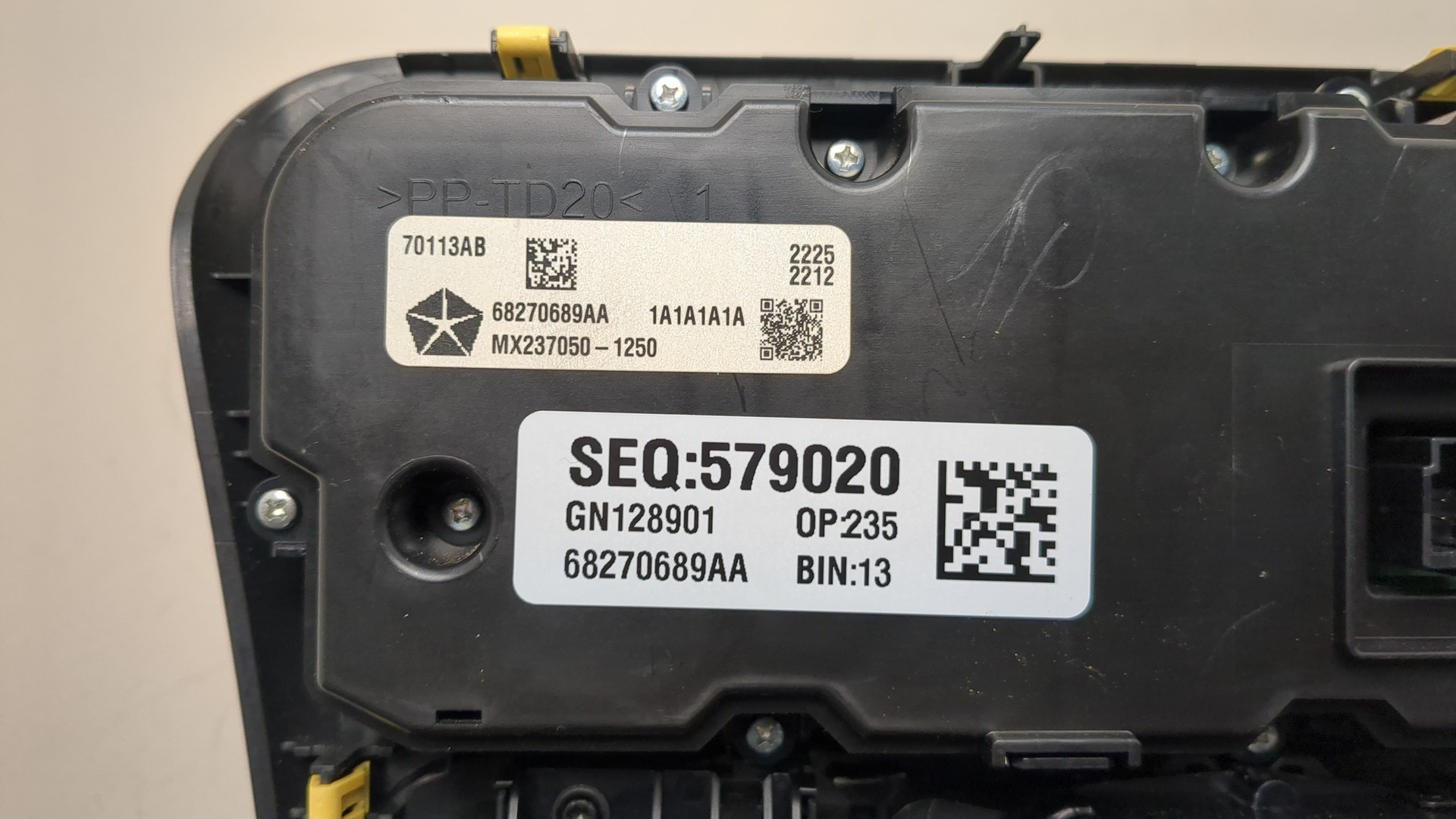 Переключатель отопителя