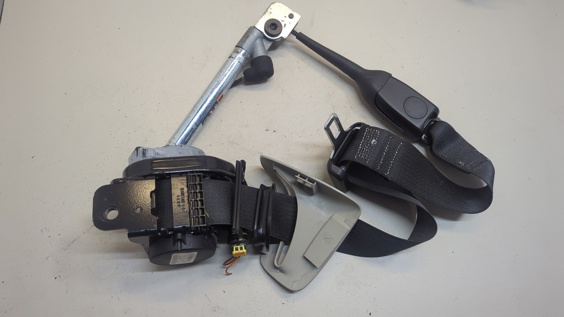 Ремень безопасности