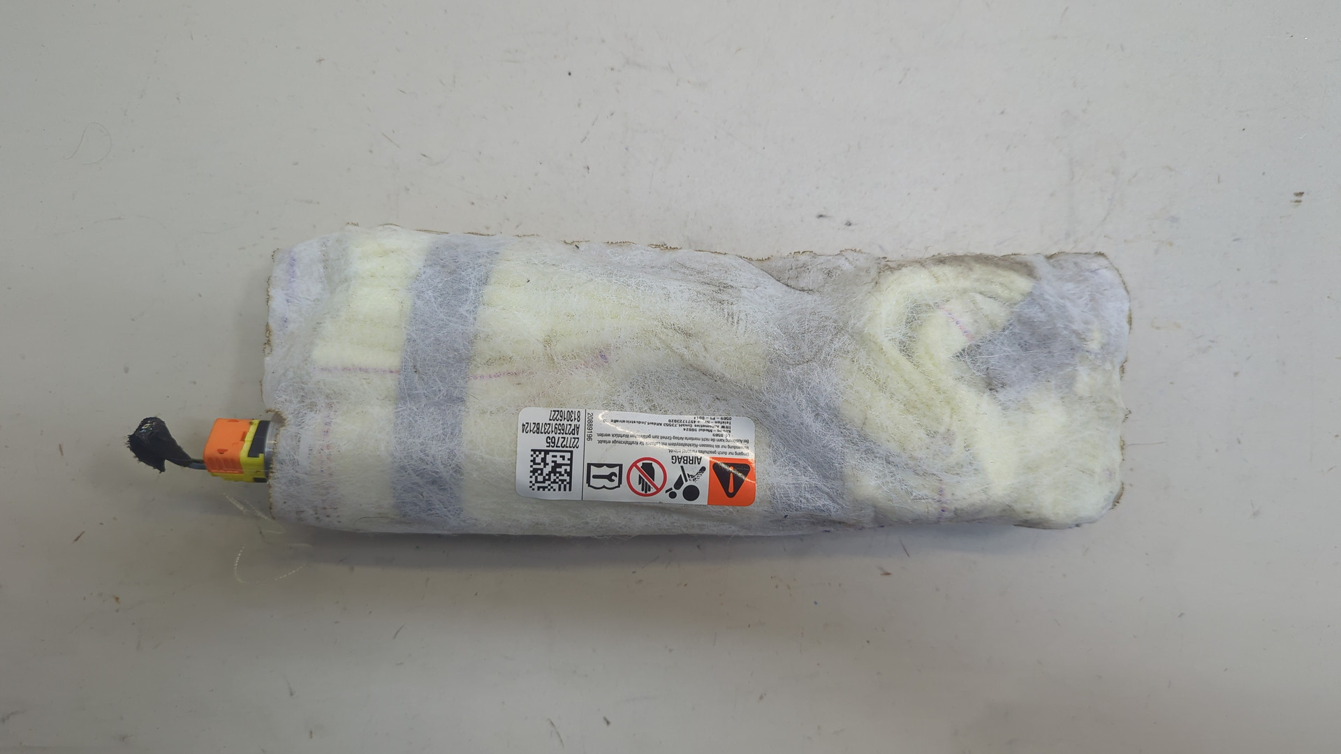 Подушка безопасности боковая (в сиденье)