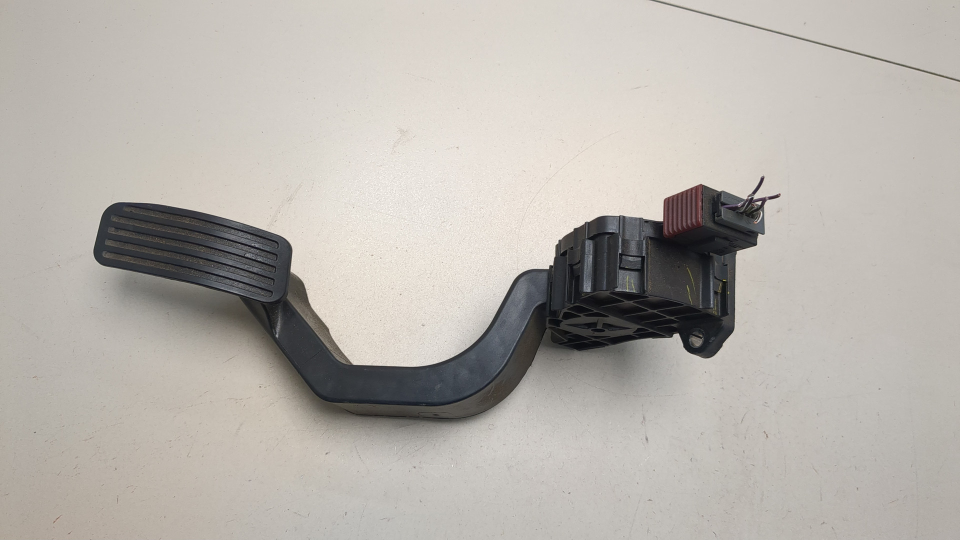 Педаль газа