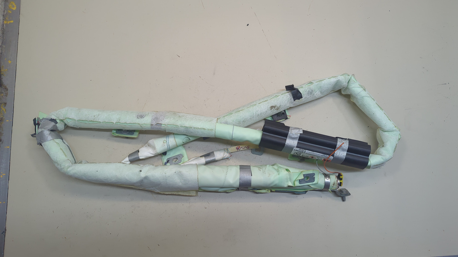 Подушка безопасности боковая (шторка)