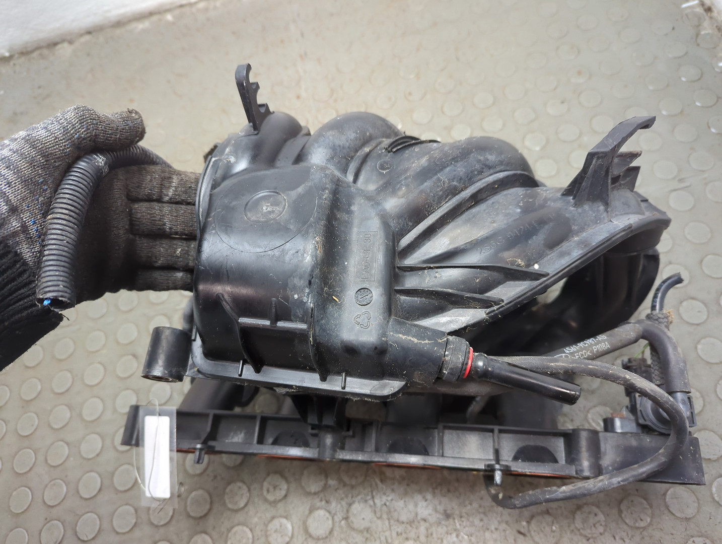 Коллектор впускной