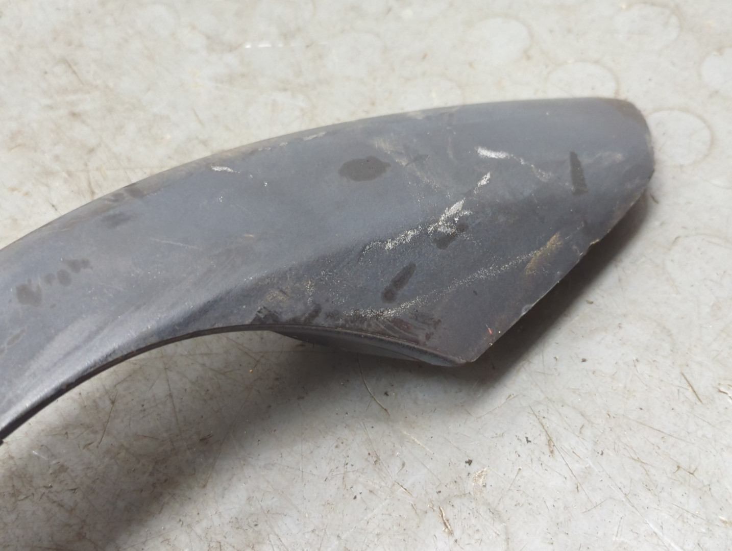 Рейлинг (релинг) правый (планка на крышу)