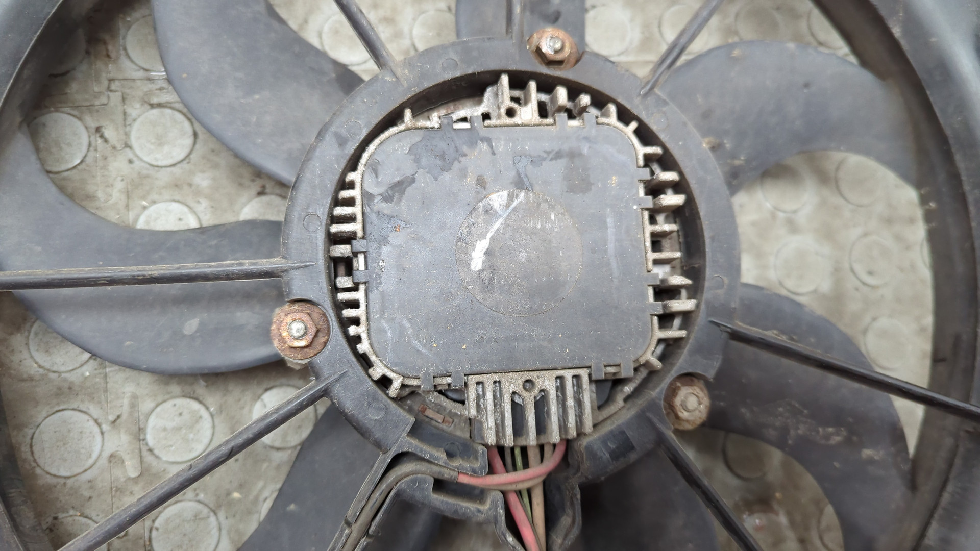 Вентилятор радиатора