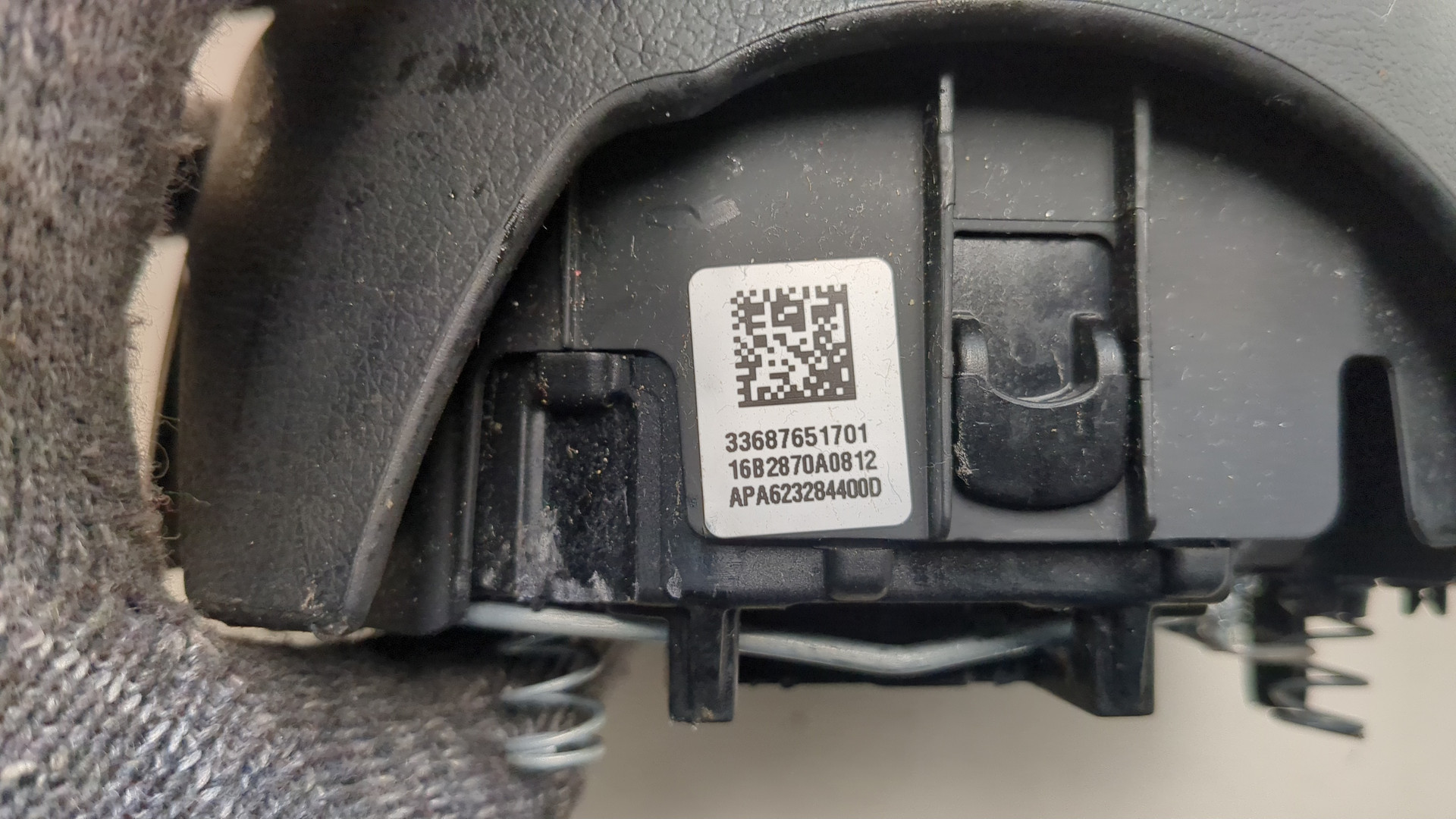 Подушка безопасности в рулевое колесо