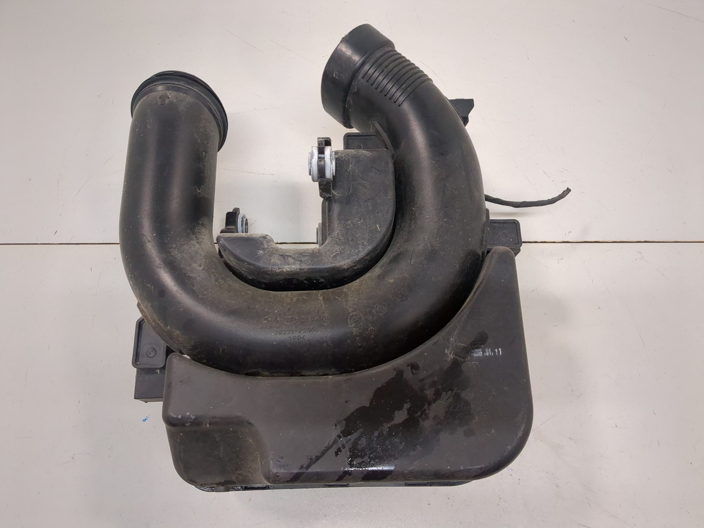 Резонатор воздушного фильтра