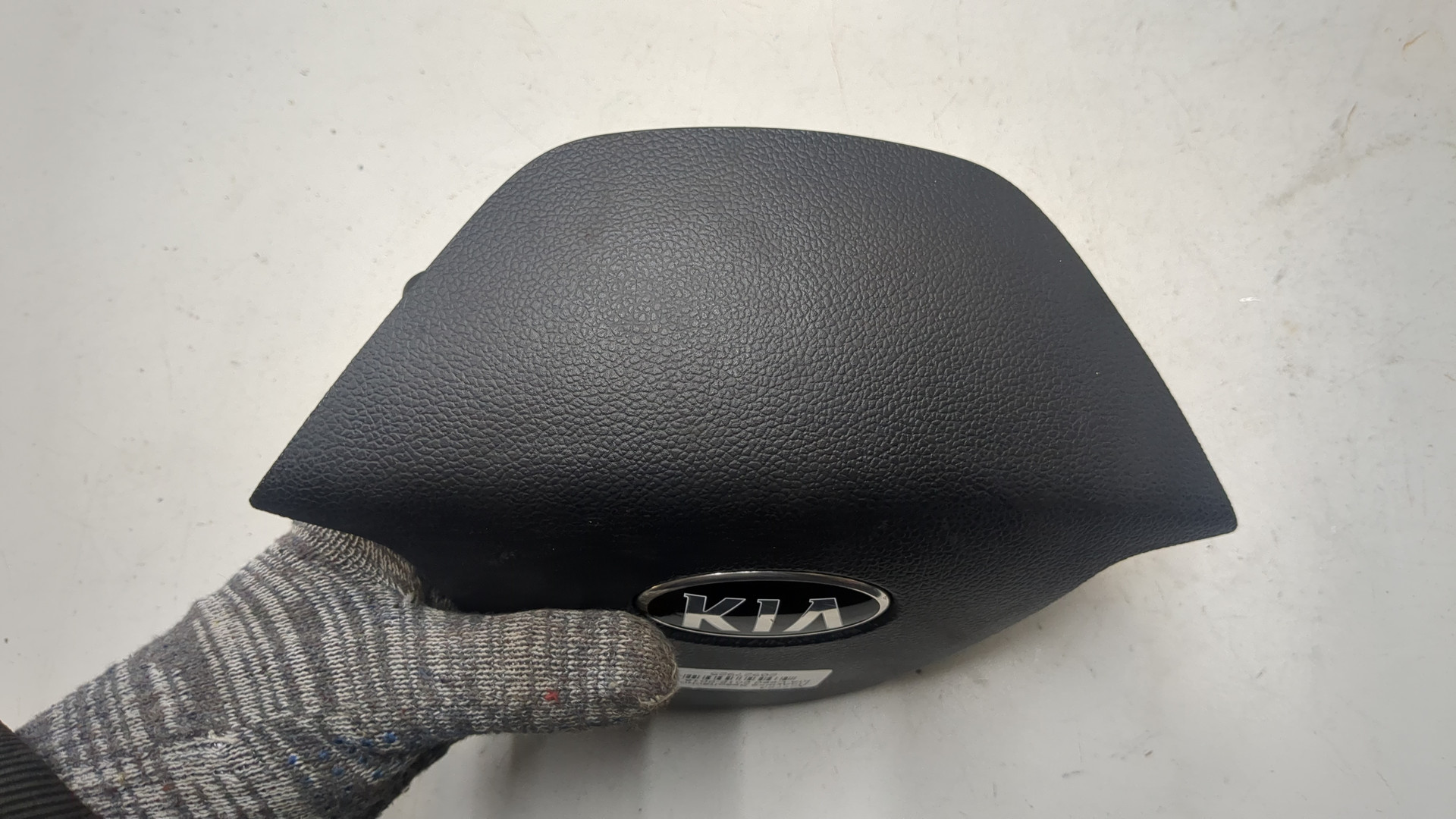 Подушка безопасности в рулевое колесо