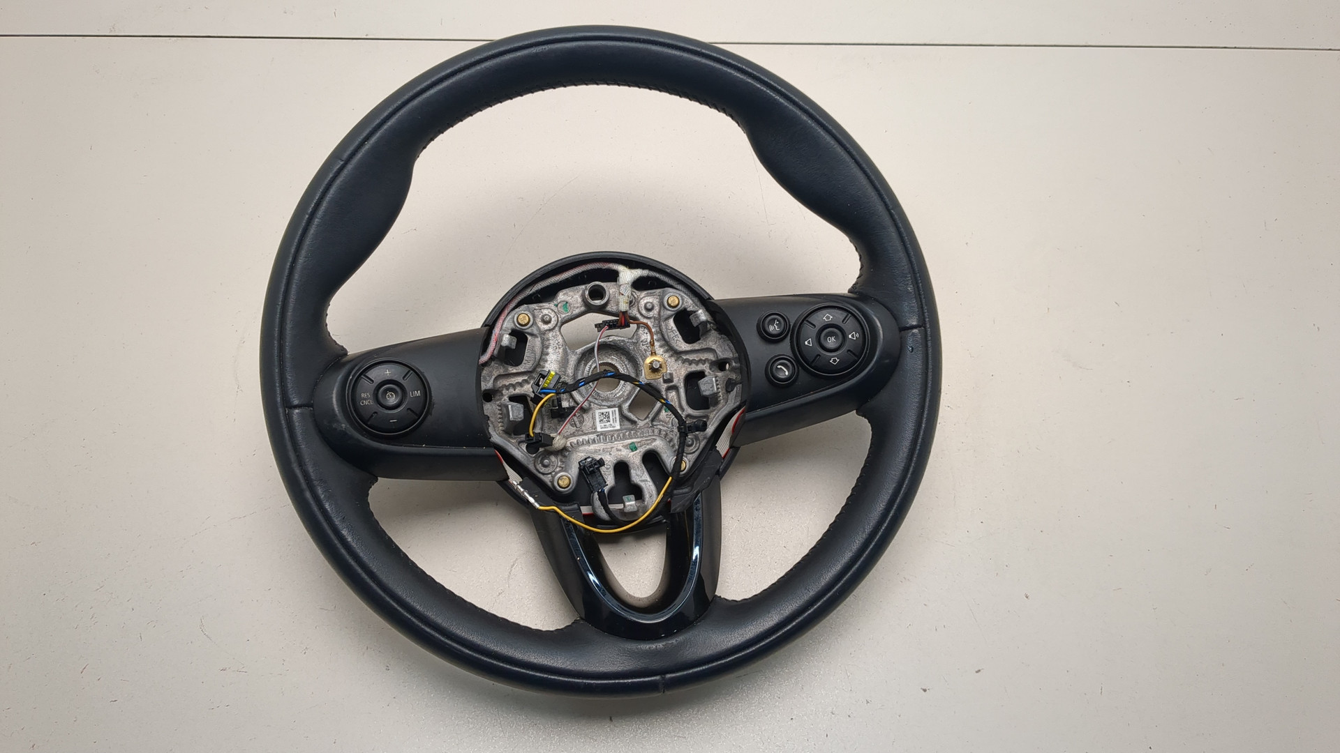 Рулевое колесо (руль)