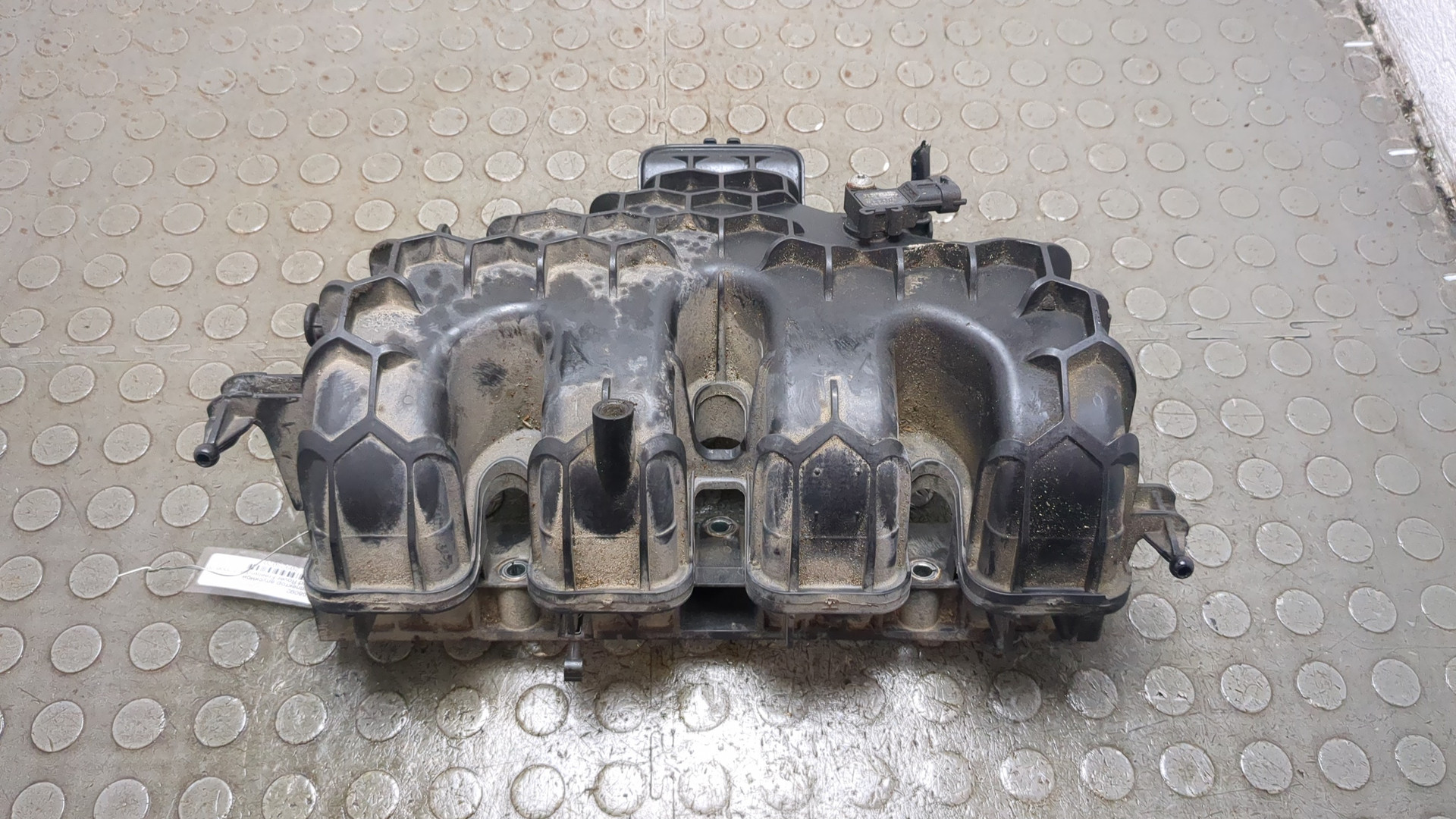 Коллектор впускной