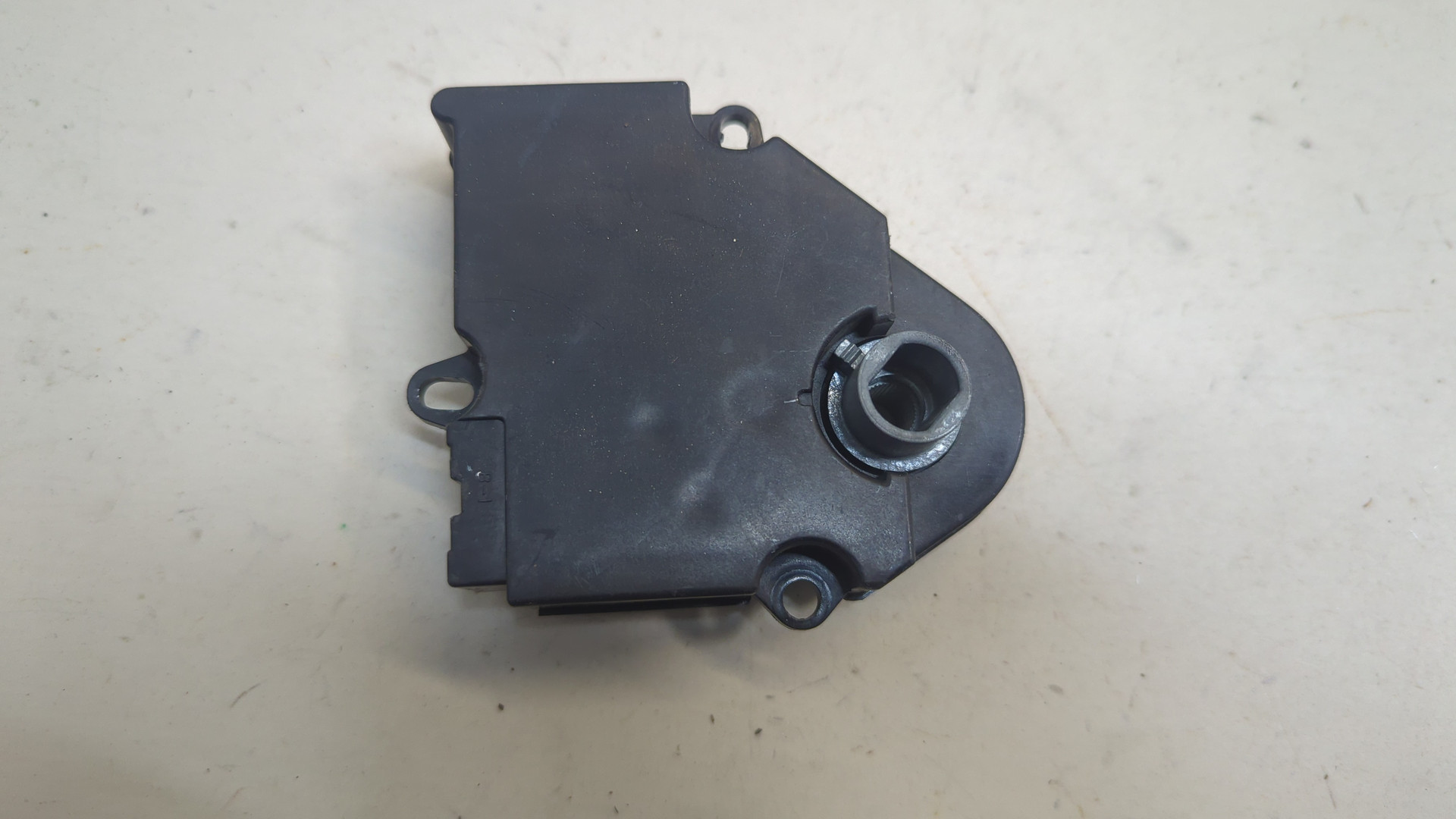 Моторчик заслонки печки