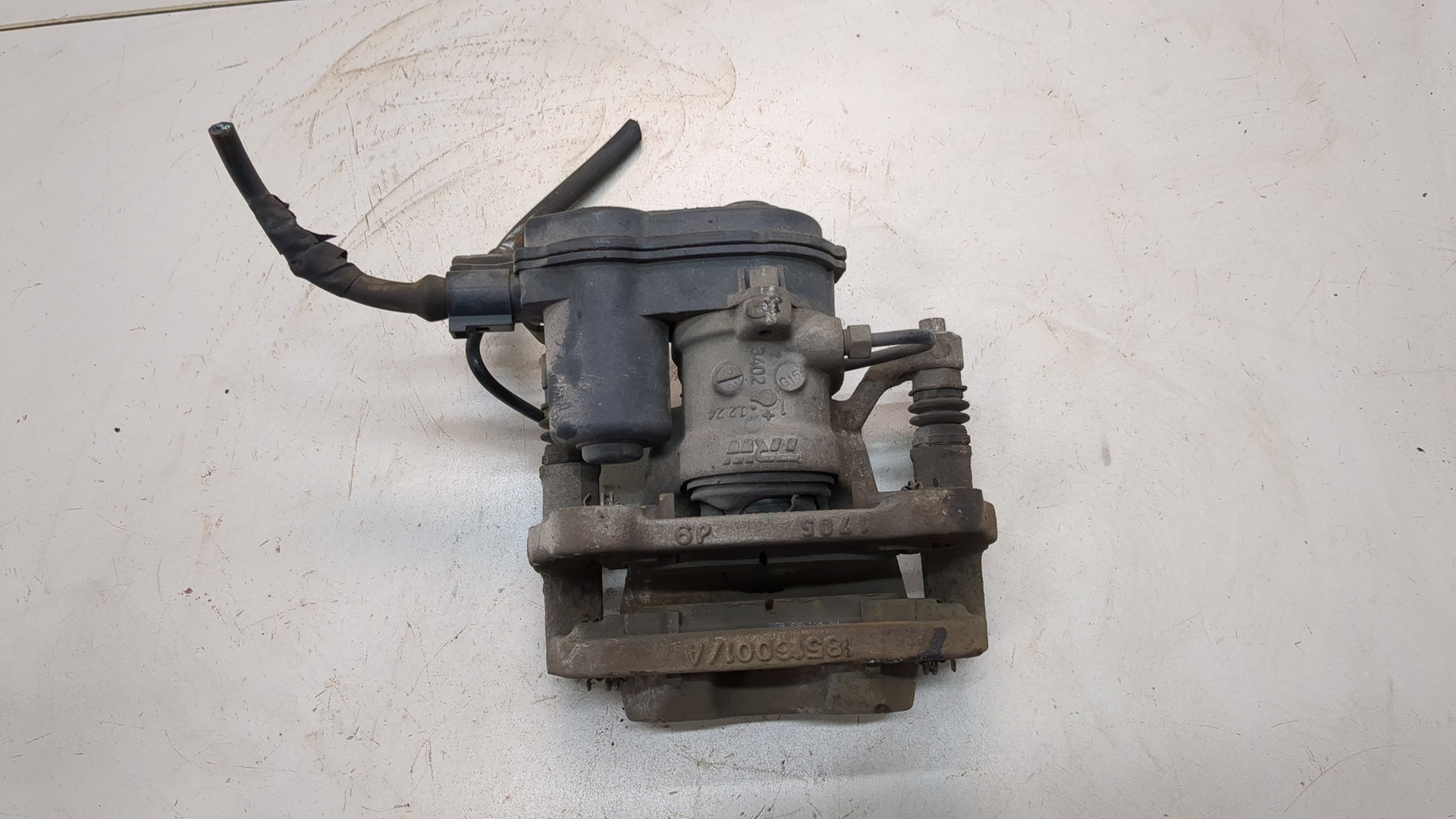 Суппорт задний правый