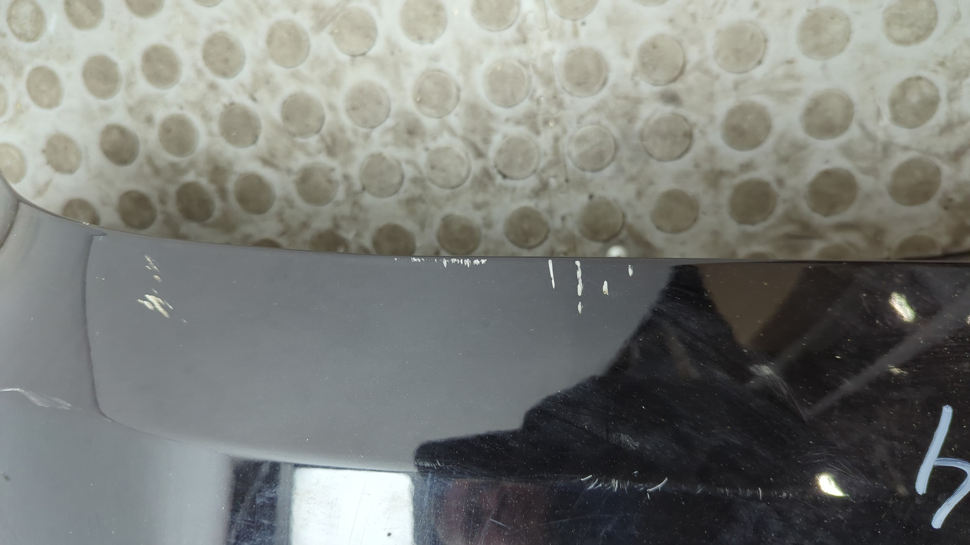 Дверь багажника