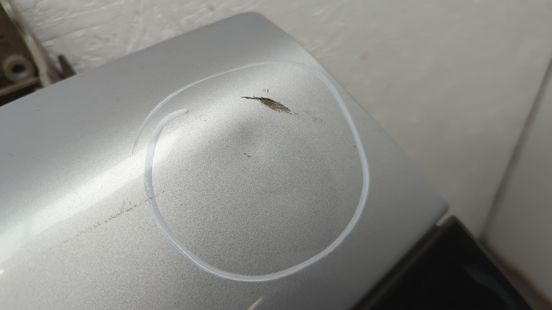 Дверь багажника