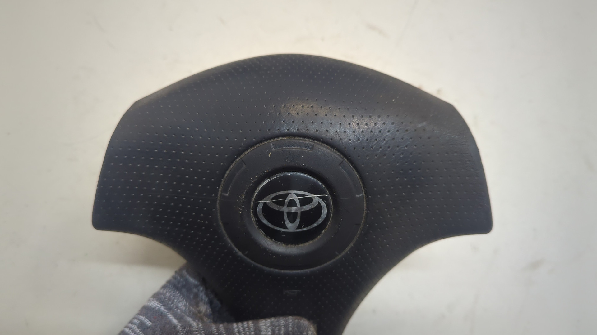 Подушка безопасности в рулевое колесо