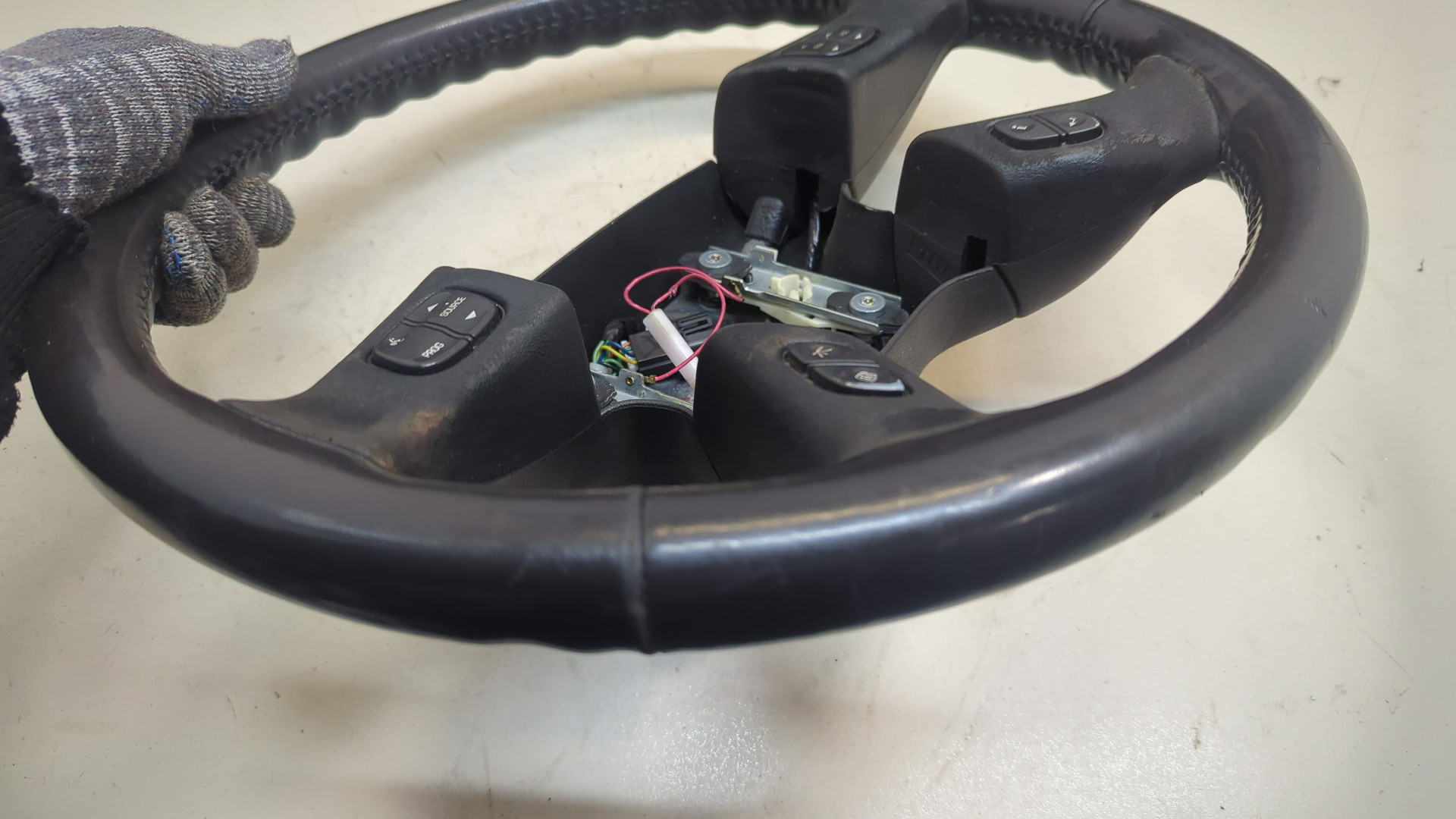 Рулевое колесо (руль)