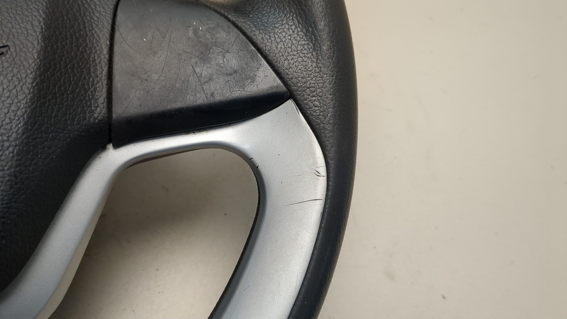 Рулевое колесо (руль)