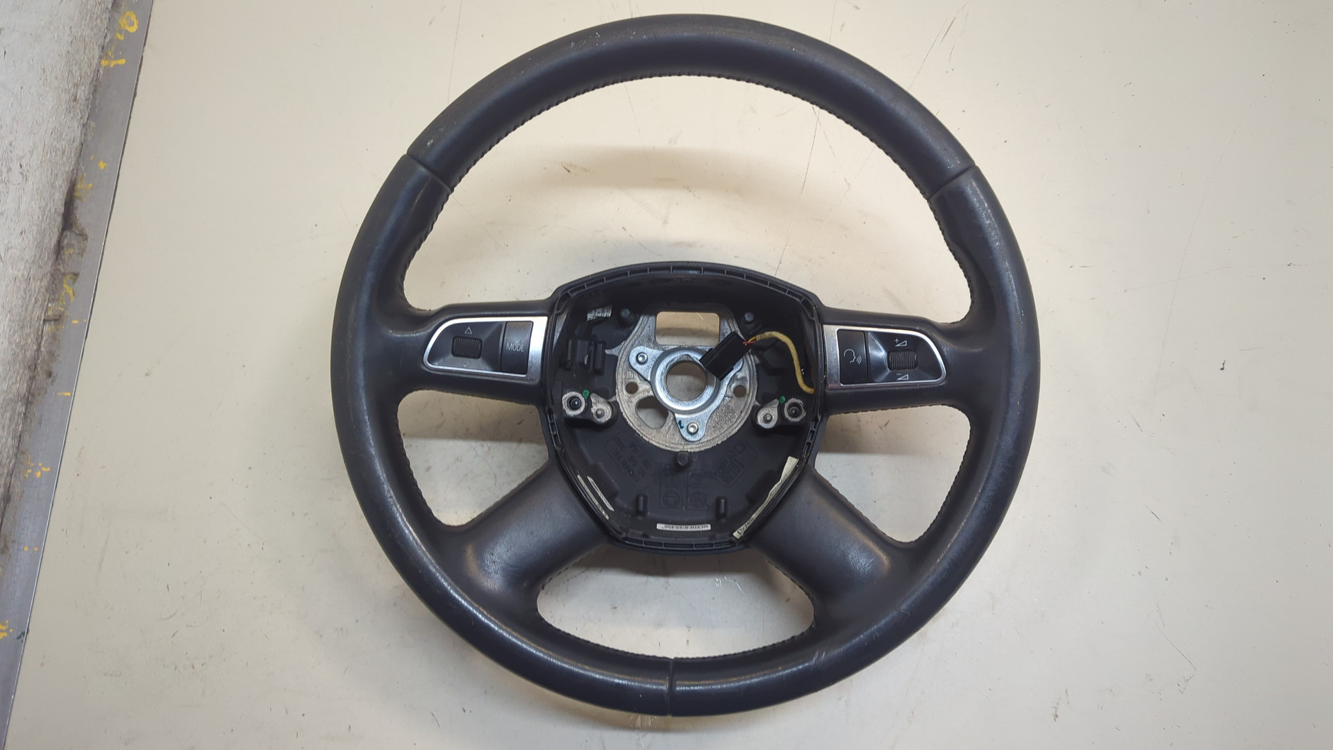 Рулевое колесо (руль)