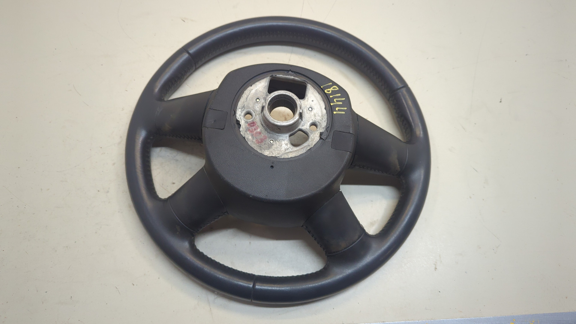 Рулевое колесо (руль)