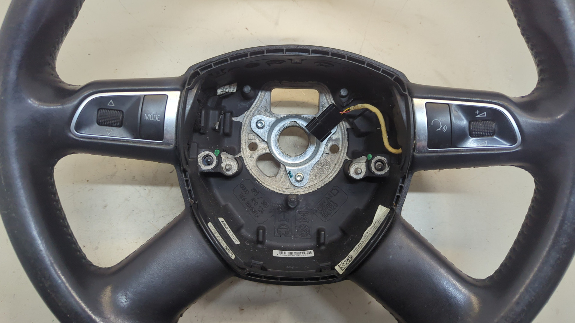 Рулевое колесо (руль)