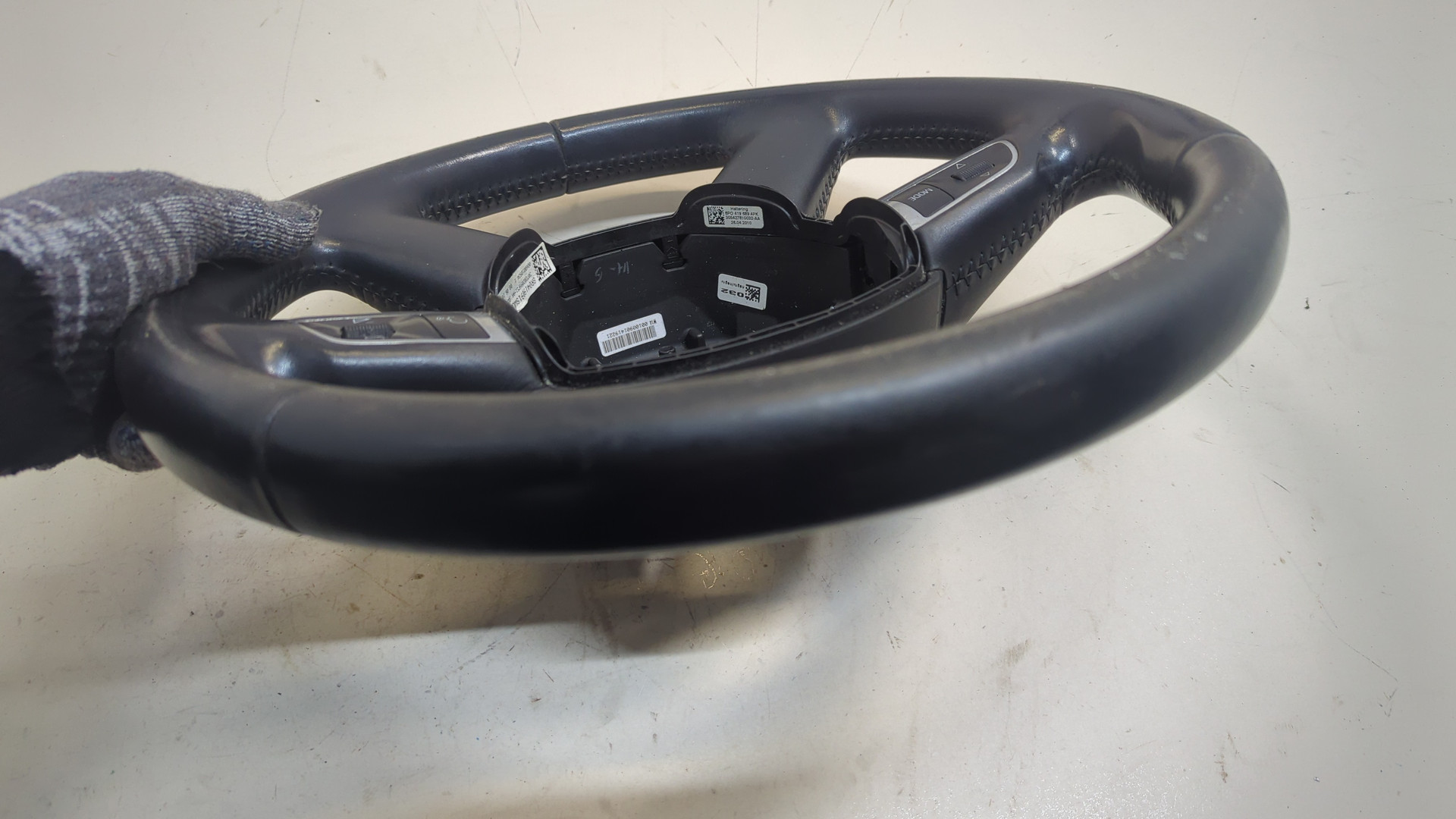 Рулевое колесо (руль)