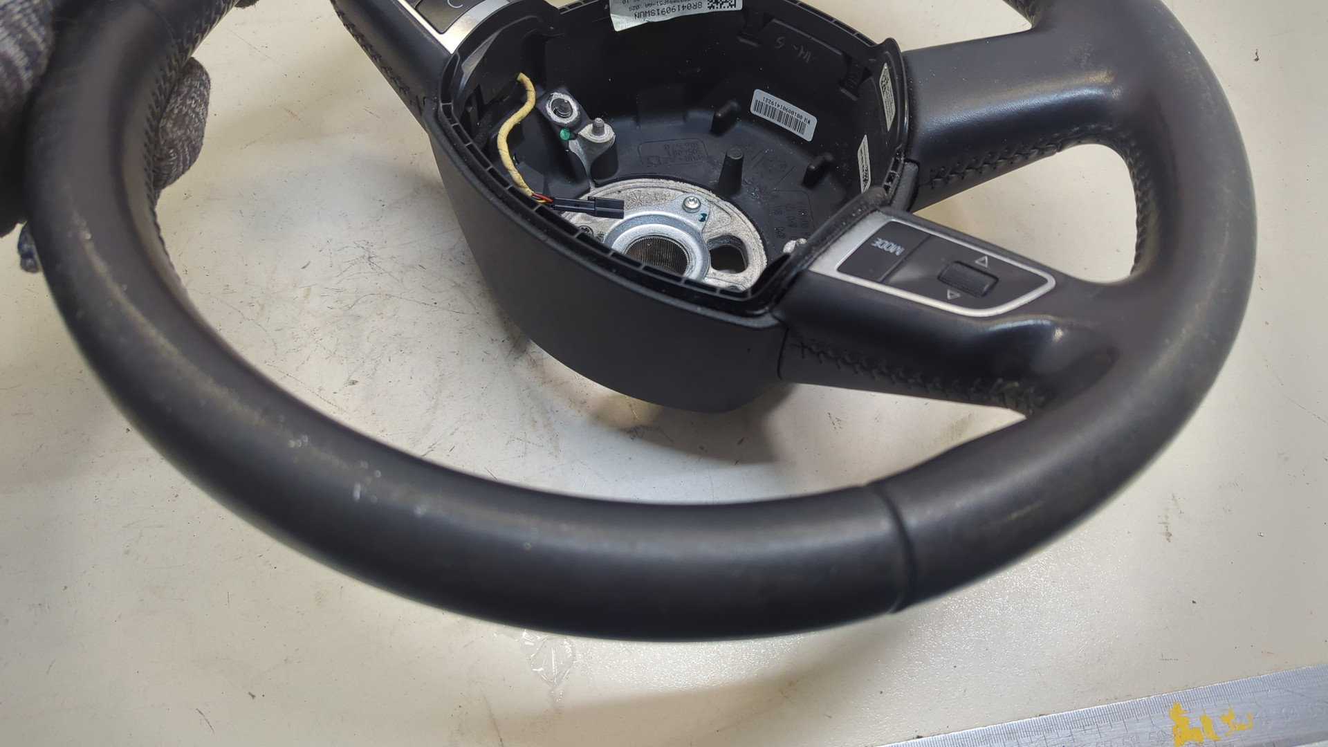 Рулевое колесо (руль)