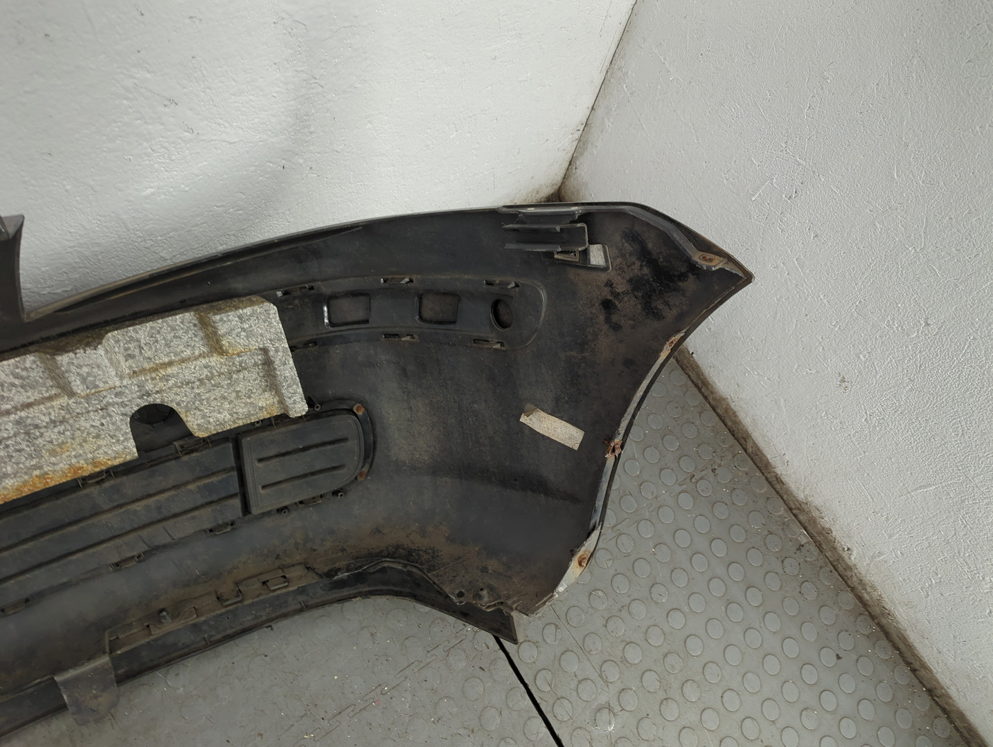 Бампер передний