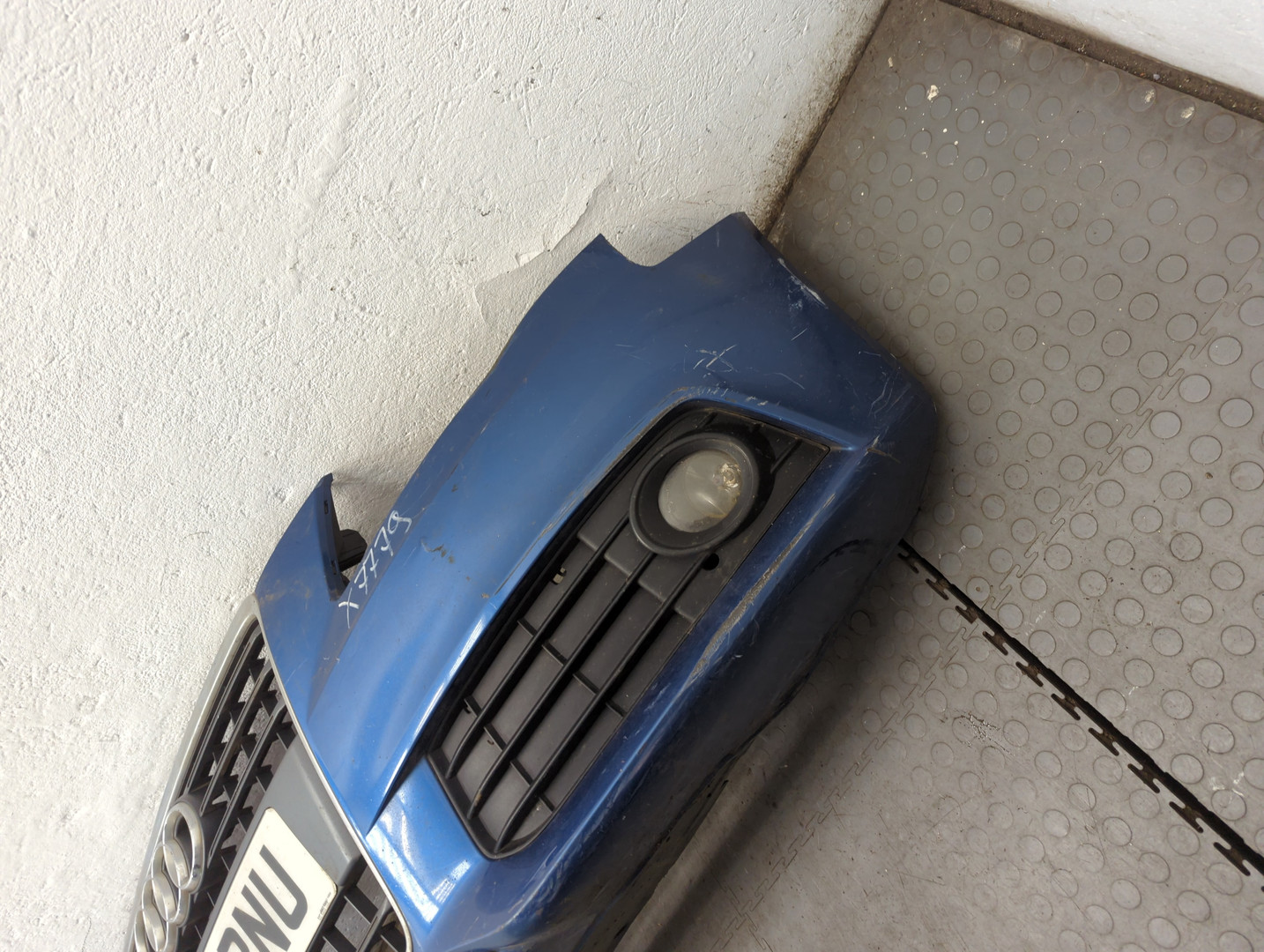 Бампер передний