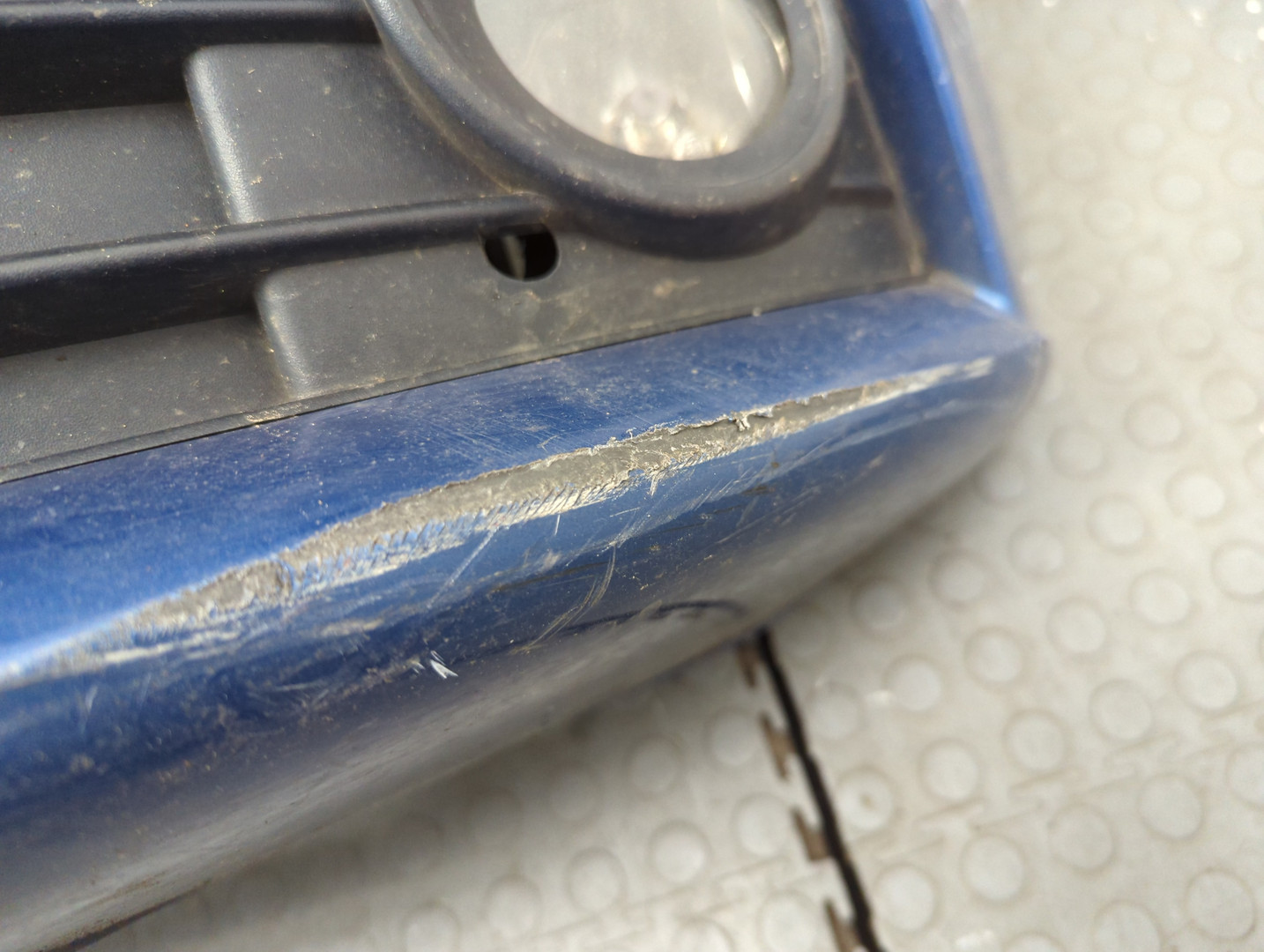 Бампер передний