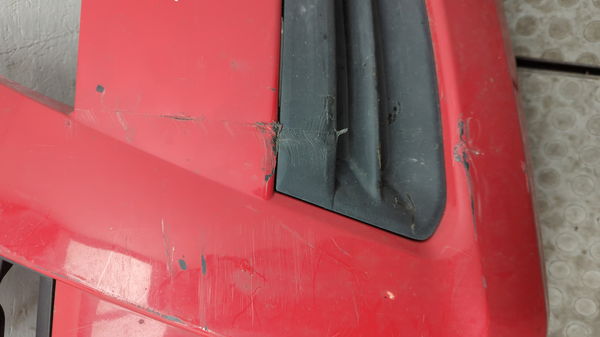 Бампер передний