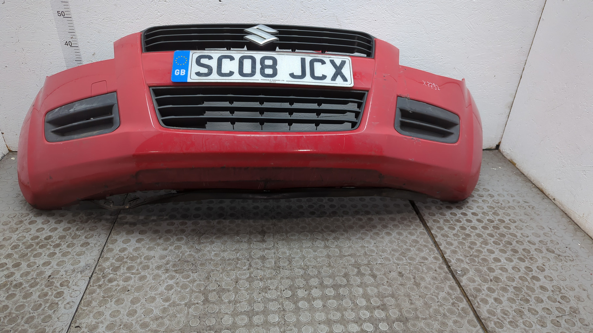 Бампер передний