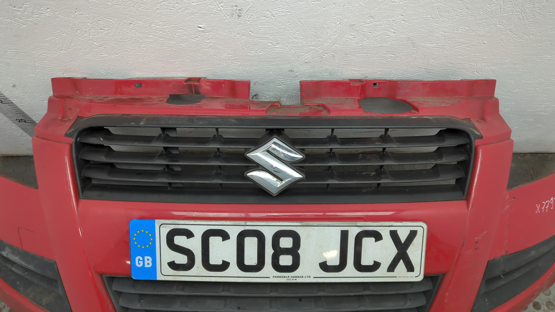 Бампер передний