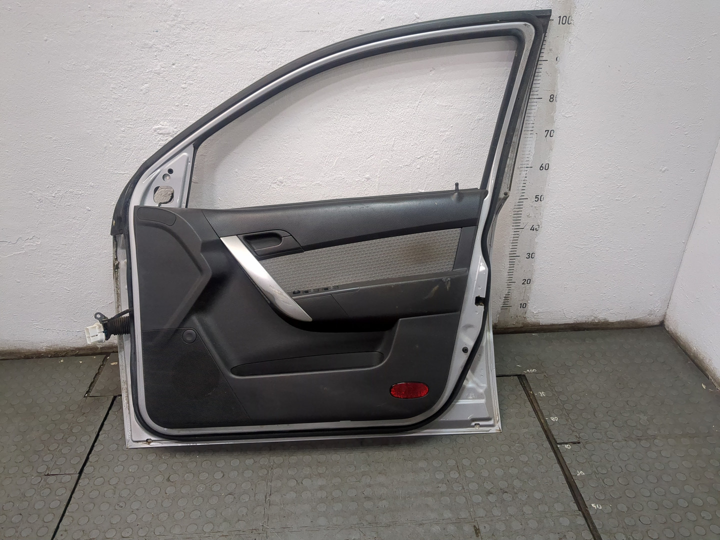Дверь передняя правая