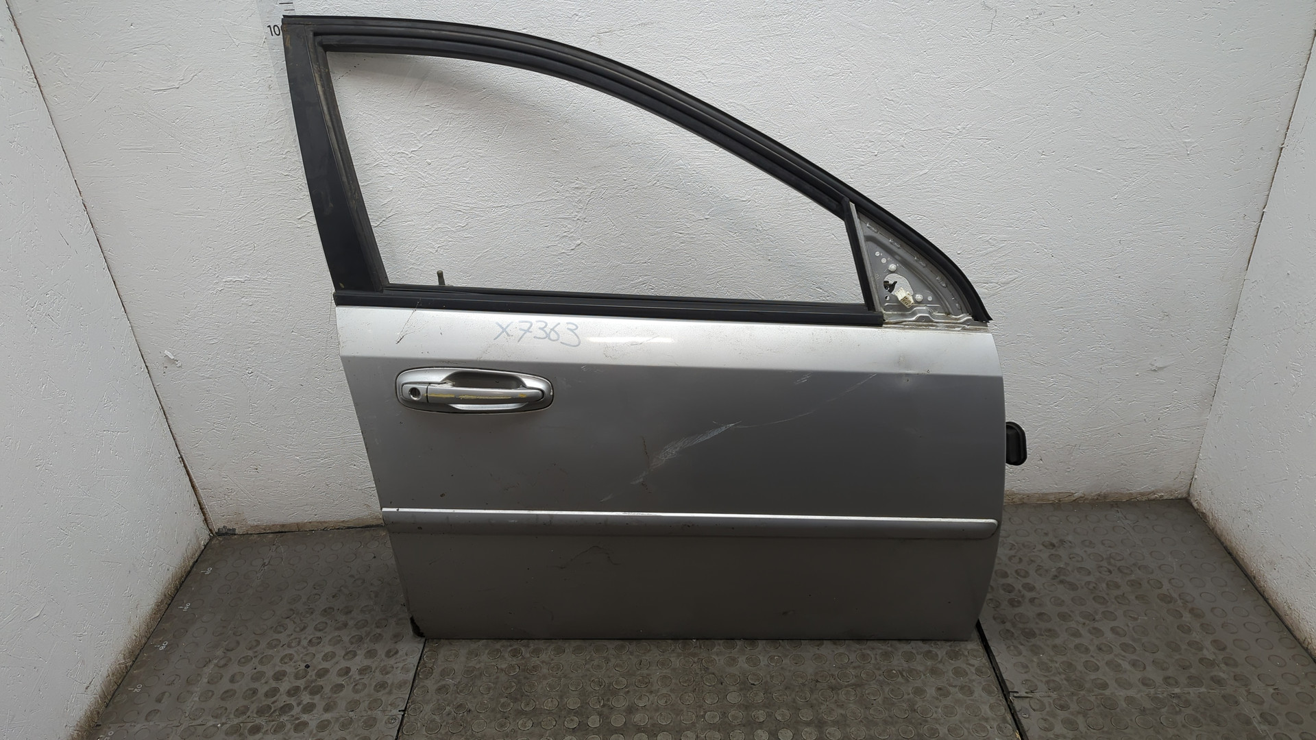 Дверь передняя правая